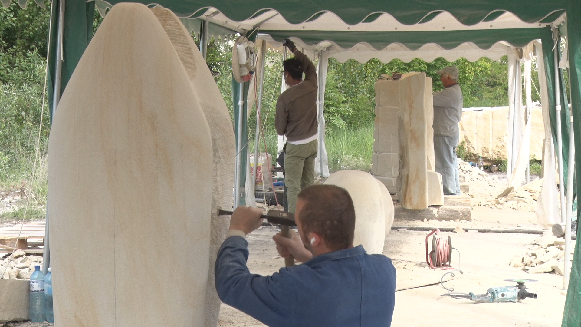 У Чинадієві триває симпозіум скульптури Закарпатського каменя (ВІДЕО)