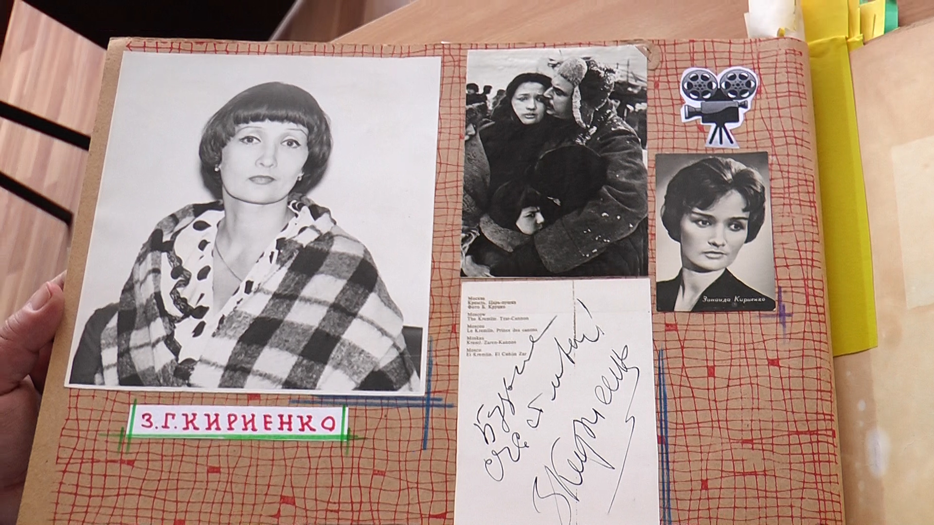 В Мукачеві відбулася благодійна виставка-колекція автографів (ВІДЕО)