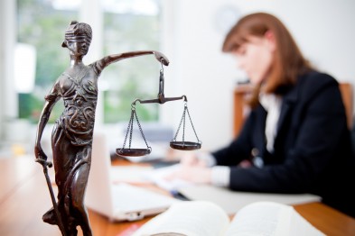 В Ужгороді юрисконсульти та адвокати безкоштовно надаватимуть консультації