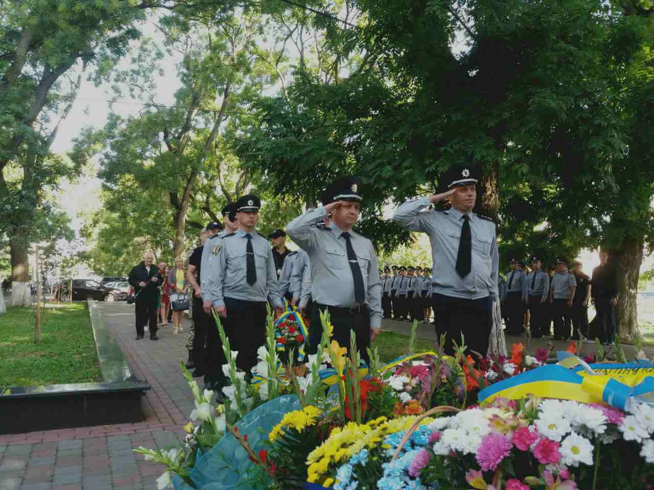 В Ужгороді вшанували пам’ять міліціонерів, які загинули під час виконання обов'язків