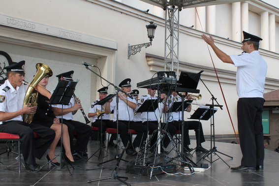 В Ужгороді відбувся вже традиційний концерт поліцейського оркестру