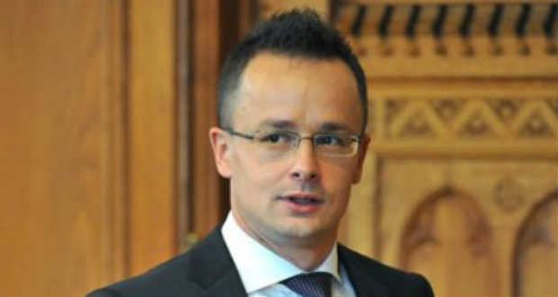 Сьогодні в Ужгород прибуде міністр закордонних справ Угорщини