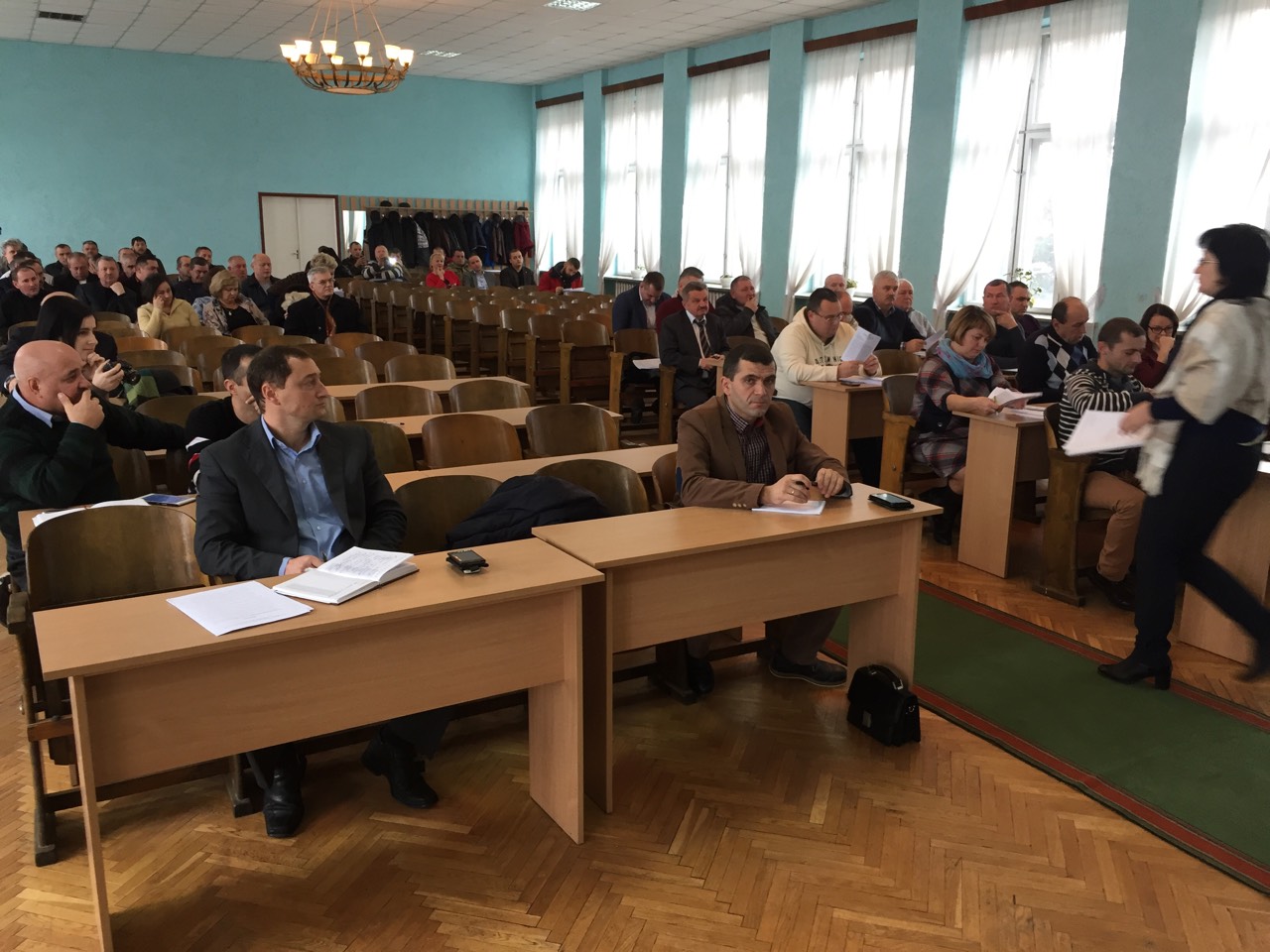 Воловецькі районні депутати зібрались на чергову XVII сесію