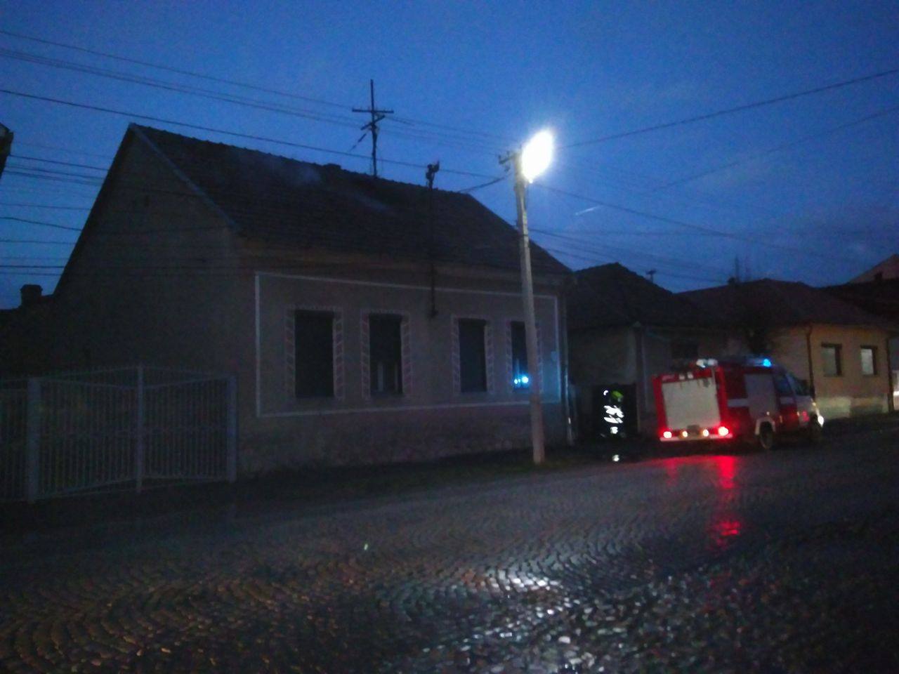 На вул. І.Зріні в Мукачеві сталась пожежа (ВІДЕО+ФОТО)