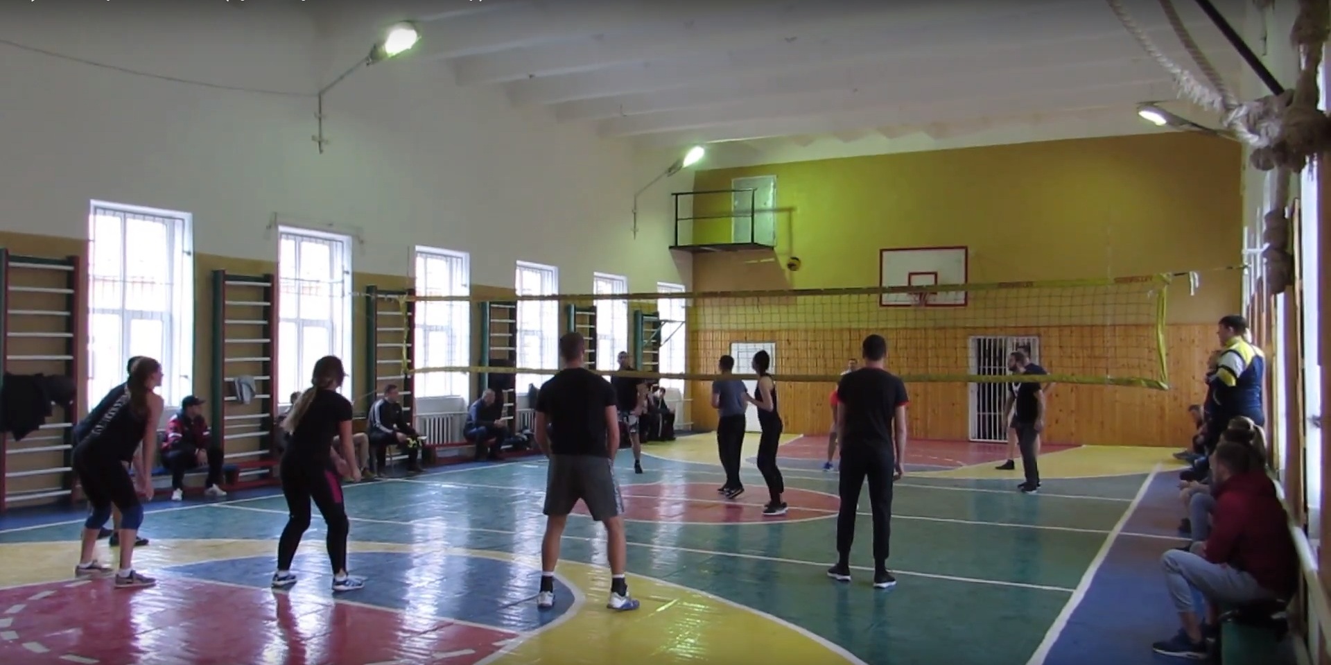 У місті над Латорицею відбувся турнір Мукачівського району з волейболу (ФОТО / ВІДЕО)