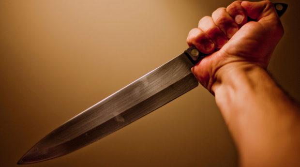 Кілька разів вдарив ножем в груди: на Мукачівщині суд виніс вирок чоловіку, який жорстоко вбив свою співмешканку