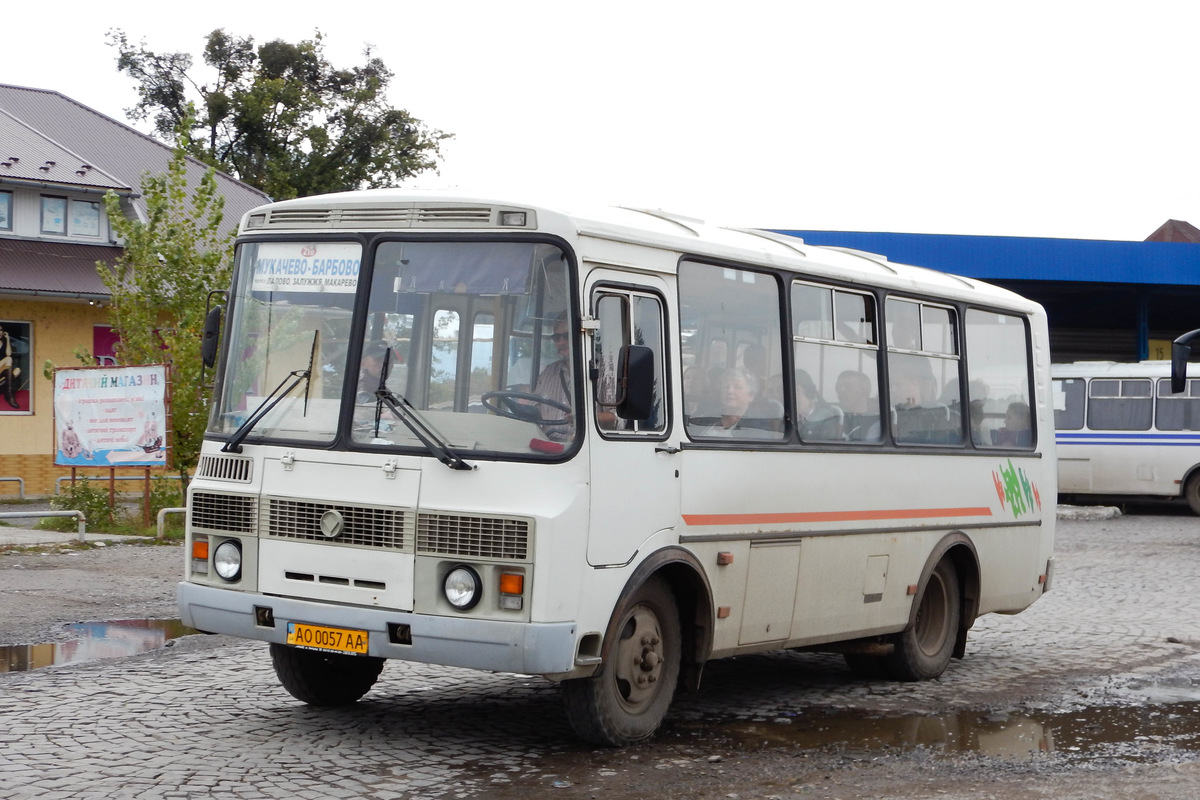 У Мукачівській ТГ змінять вартість проїзду у приміських автобусах
