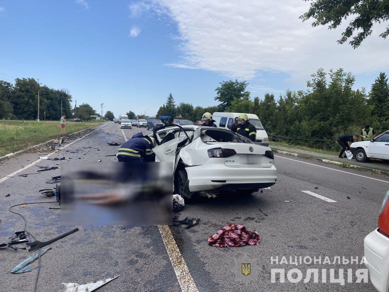 У жахливій автотрощі на Черкащині загинув поліцейський із Закарпаття та вся його родина (ФОТО)