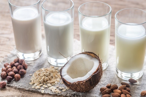 Рослинне молоко: у чому його користь?