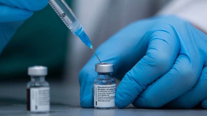 Заклади Мукачівської територіальної громади працюватимуть за умови вакцинації не менше 80% співробітників незалежно від рівня епідемічної небезпеки – міськрада