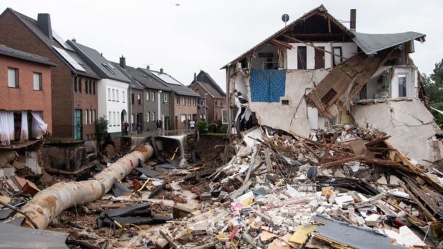 Потужні повені у Європі: сотні загиблих, зруйновані будинки та тисячі безвісти зниклих (ВІДЕО)