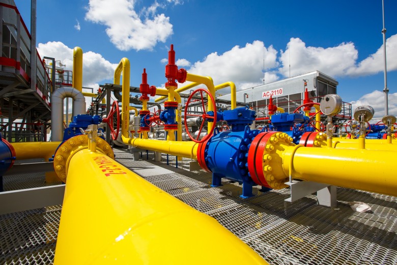 Угорщина підписала з Росією контракт про постачання газу в обхід України