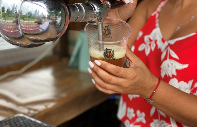 "Варишське пиво 2021": які ціни на пиво та їжу на мукачівському фестивалі (ФОТО)