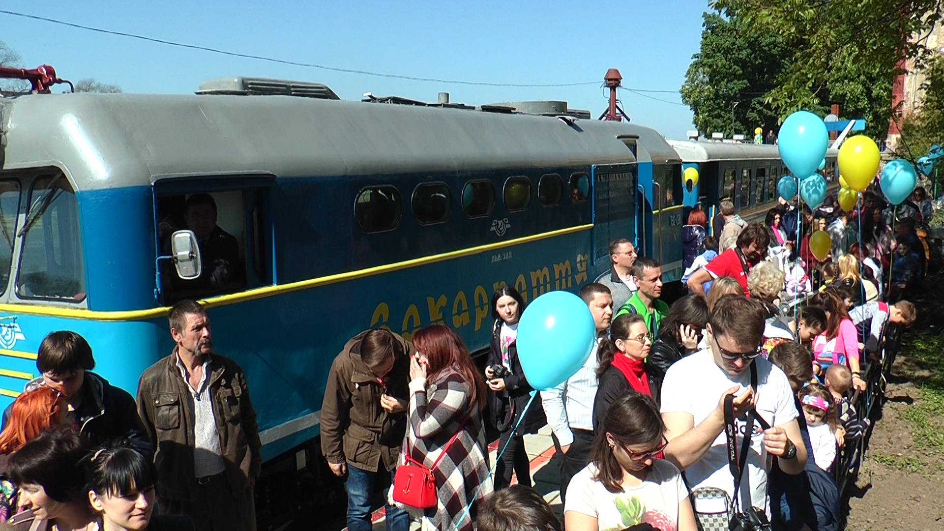 В Ужгороді травень стартував разом із новим сезоном  дитячої вузькоколійки (ВІДЕО)