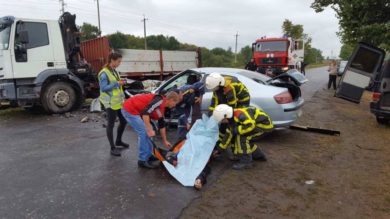 В моторошній ДТП на Хустщині загинула людина