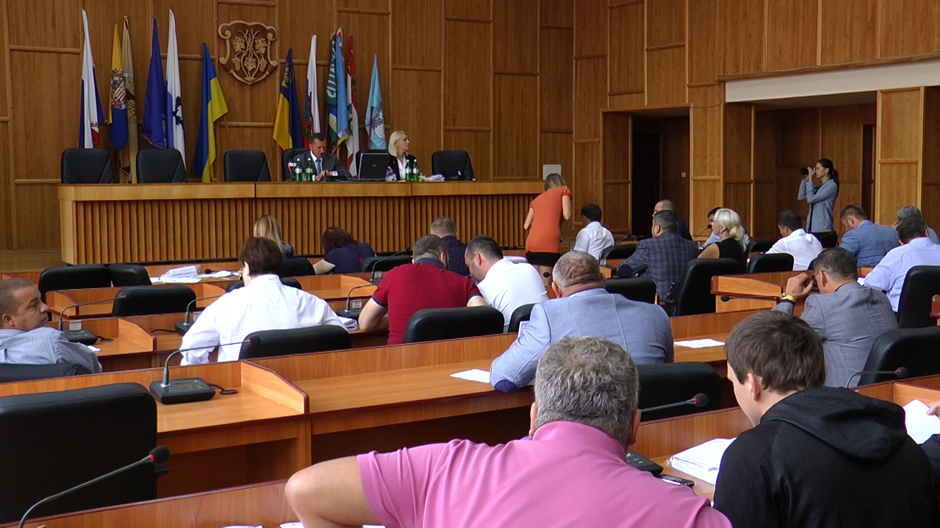 Депутати Ужгородської міської ради вкотре обговорювали проблеми міста (ВІДЕО)