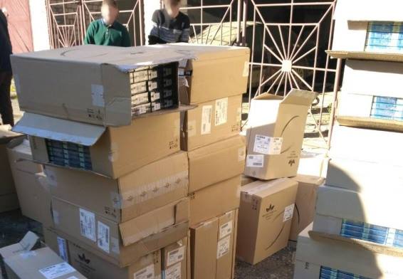 На посту «Нижні Ворота» поліція вилучила контрафактних цигарок на 700 тисяч гривень