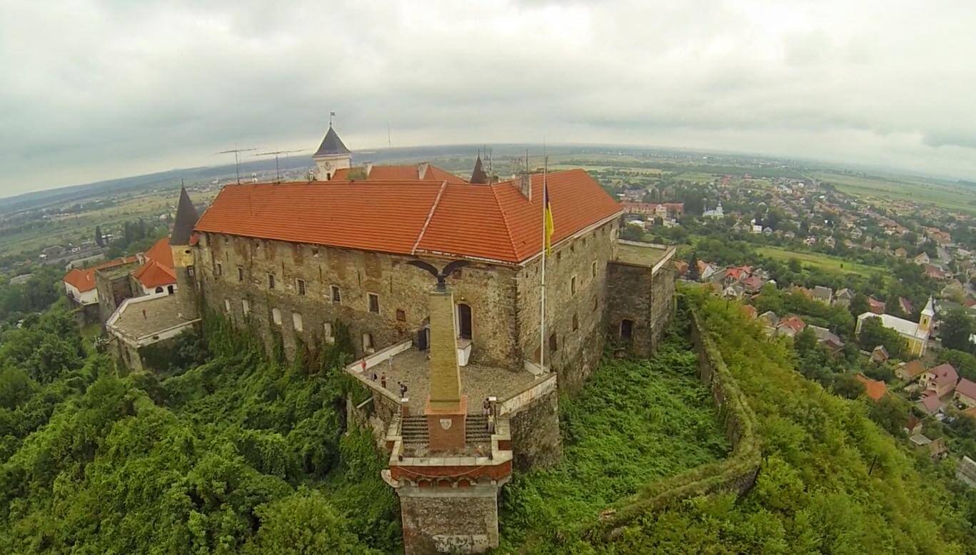 Отримана відповідь від Міністерства культури щодо виконання постанови Верховної ради 2009 року стосовно замку "Паланок " у Мукачеві
