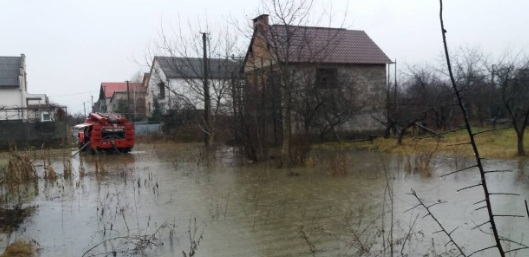 На більшості річок Закарпаття спостерігається зниження рівнів води