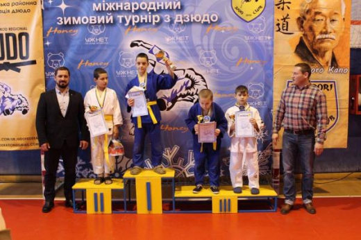 На Ужгородщині змагалися юні дзюдоїсти