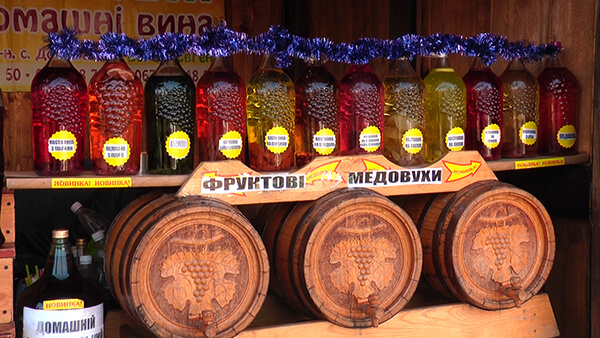 У Мукачеві розпочинається щорічний фестиваль "Червене вино" (ВІДЕО)