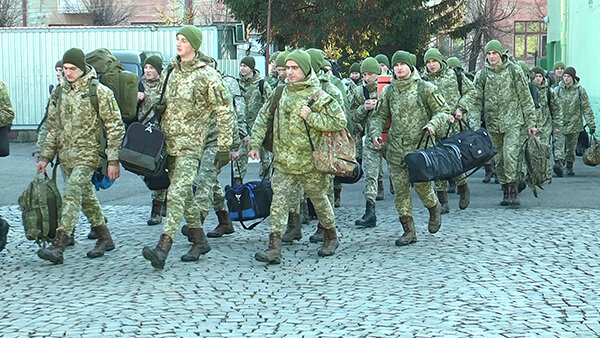 Близько ста курсантів прибули на підмогу до Мукачівського прикордонного загону (ВІДЕО)