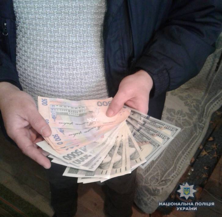 Поліція Берегівщини затримала кишенькового крадія (фото)