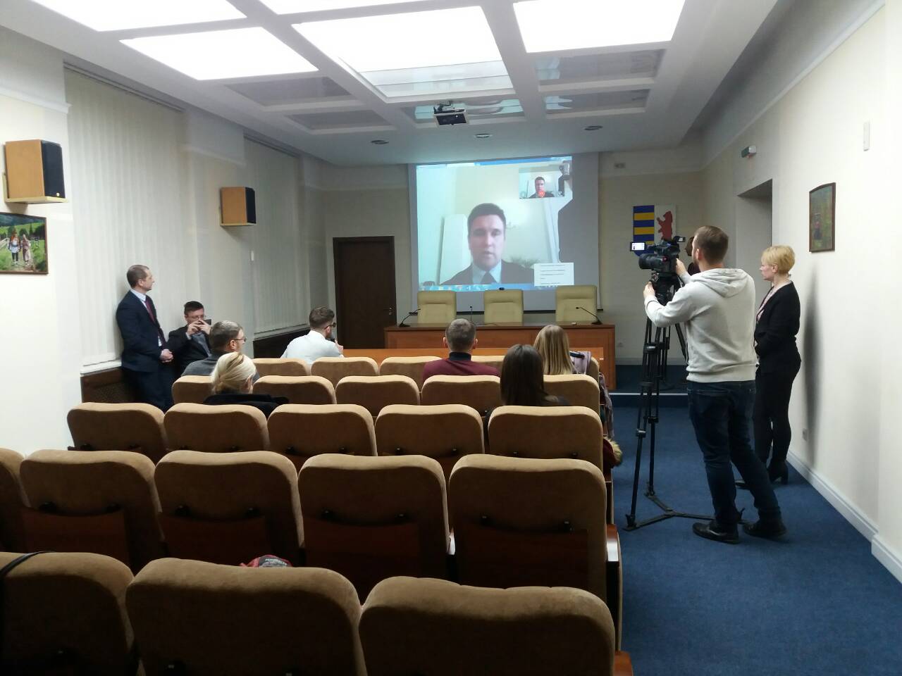 В Ужгороді відбулась Skype-конференція з Павлом Клімкіним