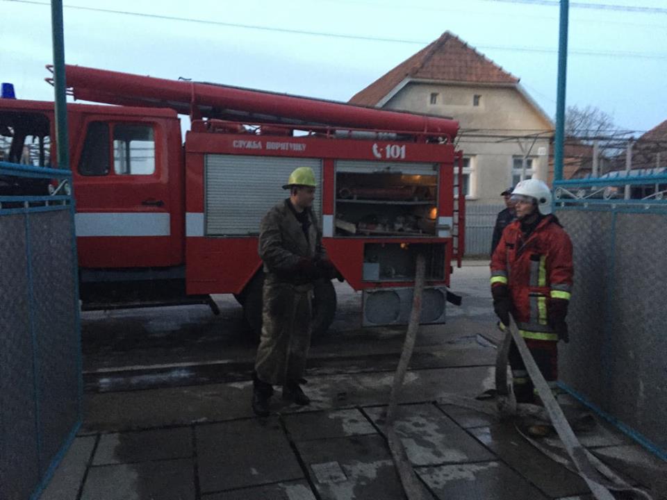 Іршавщина: у селі Заріччя сталась масштабна пожежа (ФОТО)