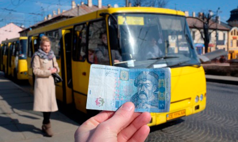 Нові тарифи в Ужгороді: проїзд для дорослих у маршрутці вже 5 грн, а школярам – 3