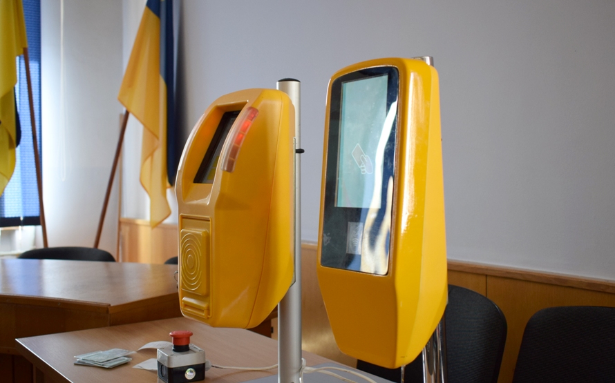 В Ужгороді презентували пристрої автоматизованої системи оплати проїзду