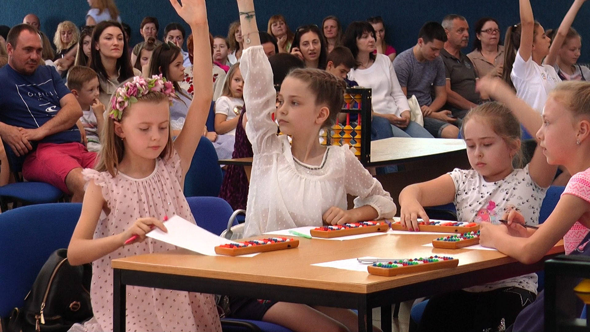 У Мукачеві вперше провели обласні змагання з ментальної арифметики (ВІДЕО)