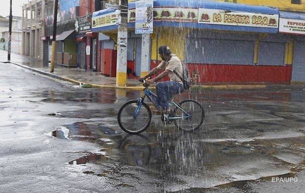 Жертвами урагану Марія в Пуерто-Ріко стали майже п'ять тисяч людей (ВІДЕО)