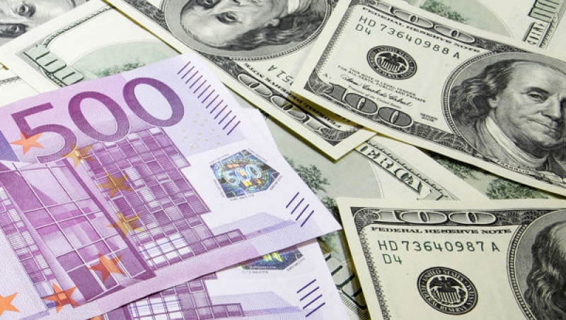 Курс валют 23 травня: долар втрачає позиції на готівковому ринку