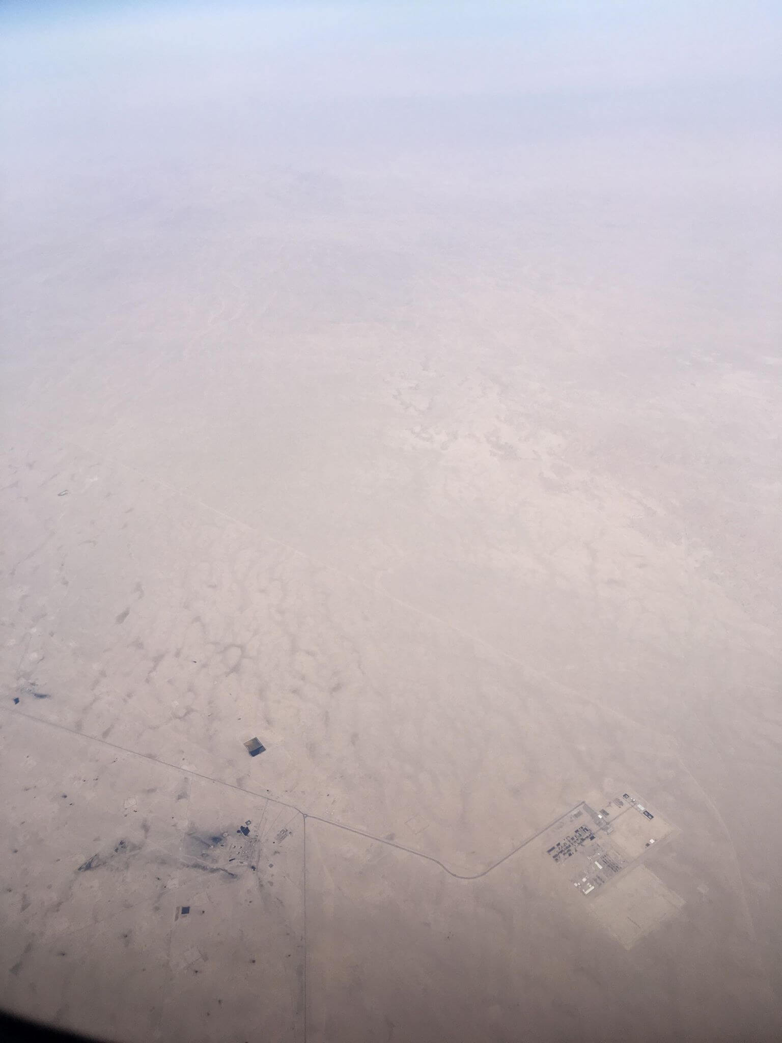 Ексклюзив: бойова територія Іраку очима закарпатця (ВІДЕО з борту літака)