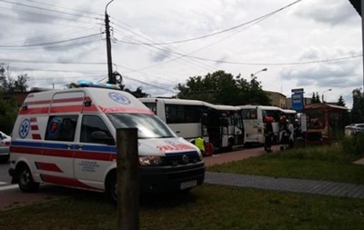 У Польщі зіткнулися автобуси: 17 постраждалих