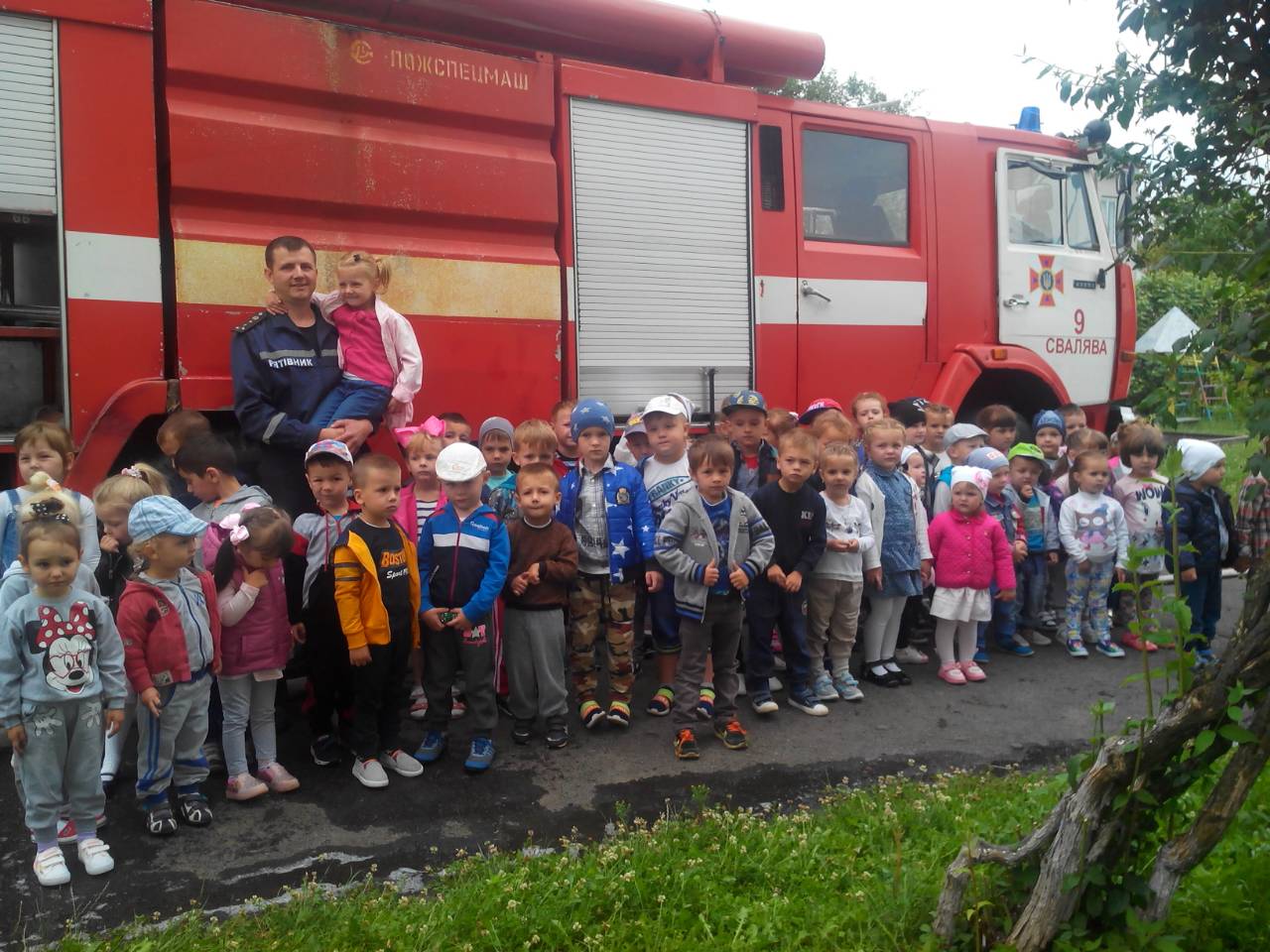 У Свалявському та Ужгородському районах відбулась профілактика пожеж