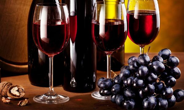 10 переваг червоного вина для краси і здоров’я закарпатців