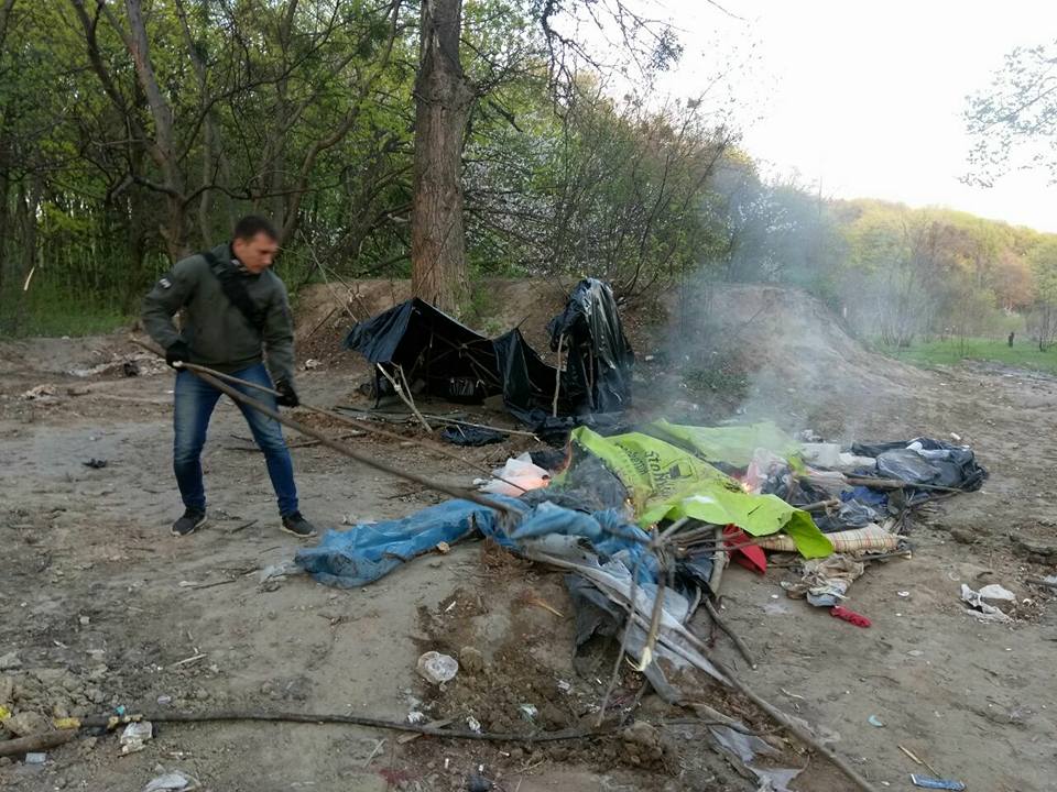 Поліція повідомила про підозру учаснику розгону табору ромів на Лисій горі у Києві