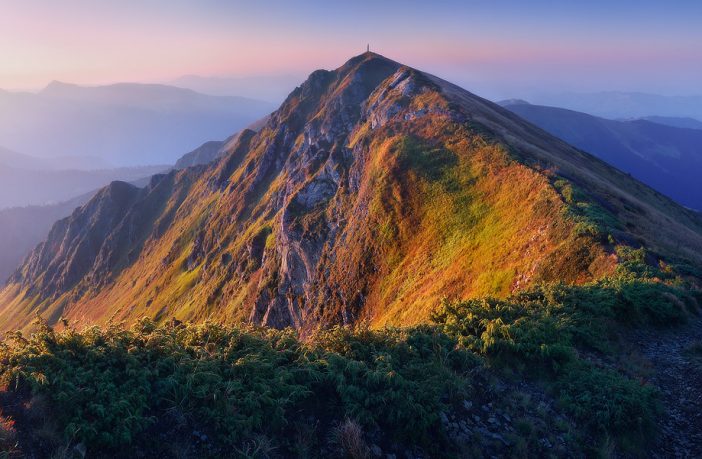 10 найвищих вершин Українських Карпат, які варто підкорити