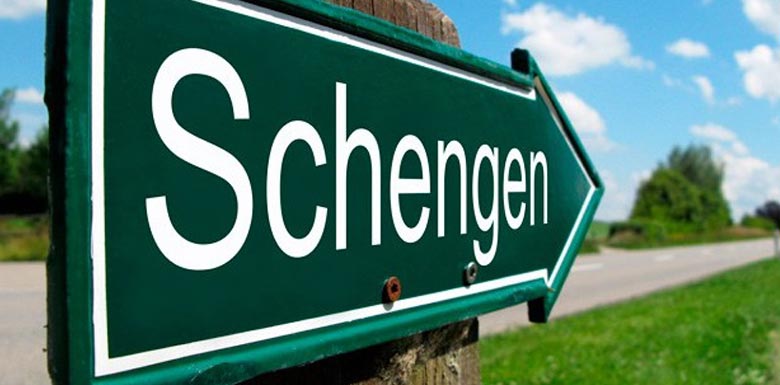 Затверджено нові правила подорожей до країн Шенгенської зони: подробиці
