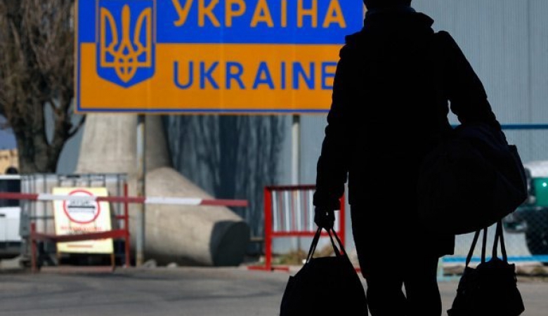 Яка зарплата зупинить трудову міграцію українців?