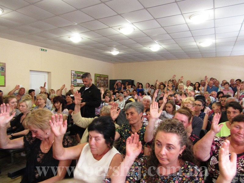 Нижньокоропецька громада проголосувала за приєднання до Мукачева (ФОТО, ВІДЕО)