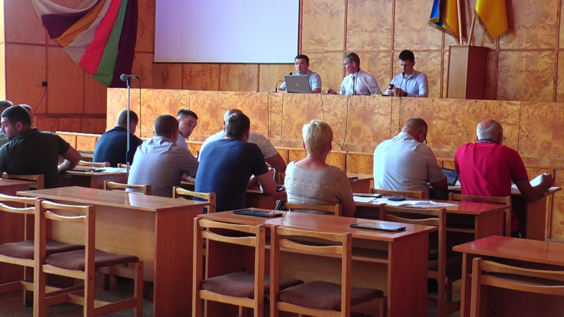 Хустські обранці розглянули та прийняли 20 питань (ВІДЕО)