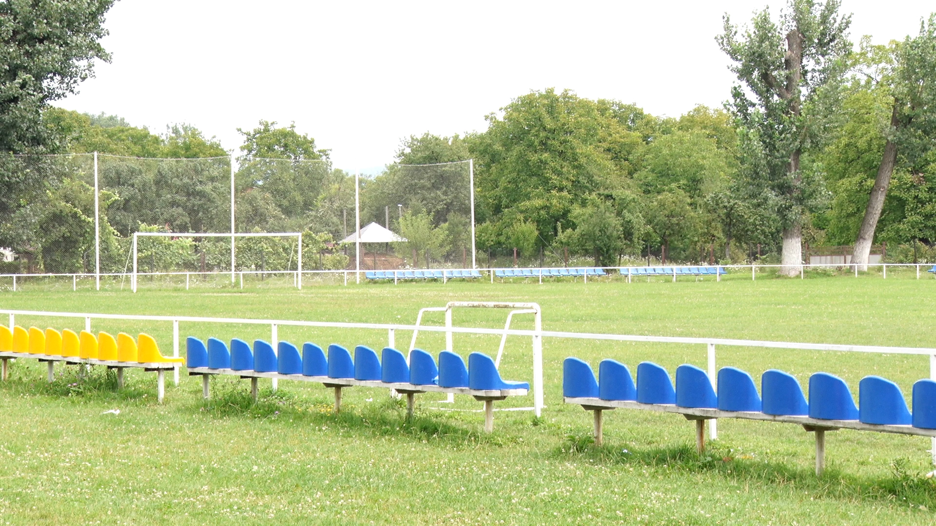 В Округлій облаштували футбольне поле зі штучним покриттям (ВІДЕО)