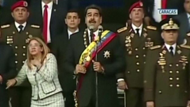 Під час параду на президента Венесуели вчинено "замах із дронами" (ФОТО, ВІДЕО)
