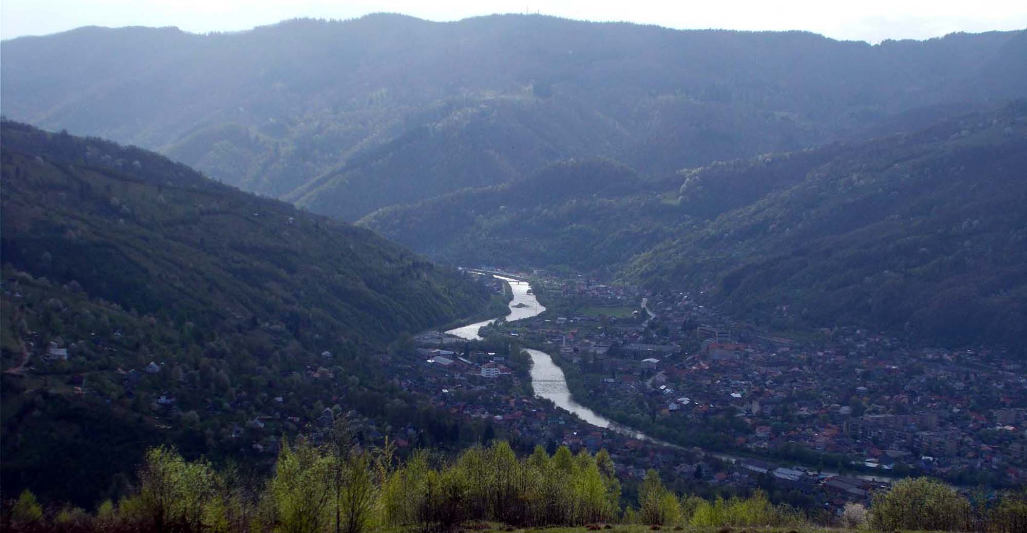 Краса річки Тиси на Рахівщині зачаровує (ФОТО)