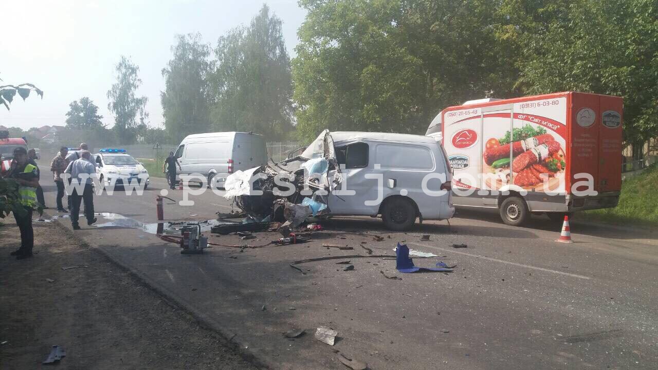 Водій, який загинув у аварії під Мукачевом виявився мешканцем Ужгорода (Фото)