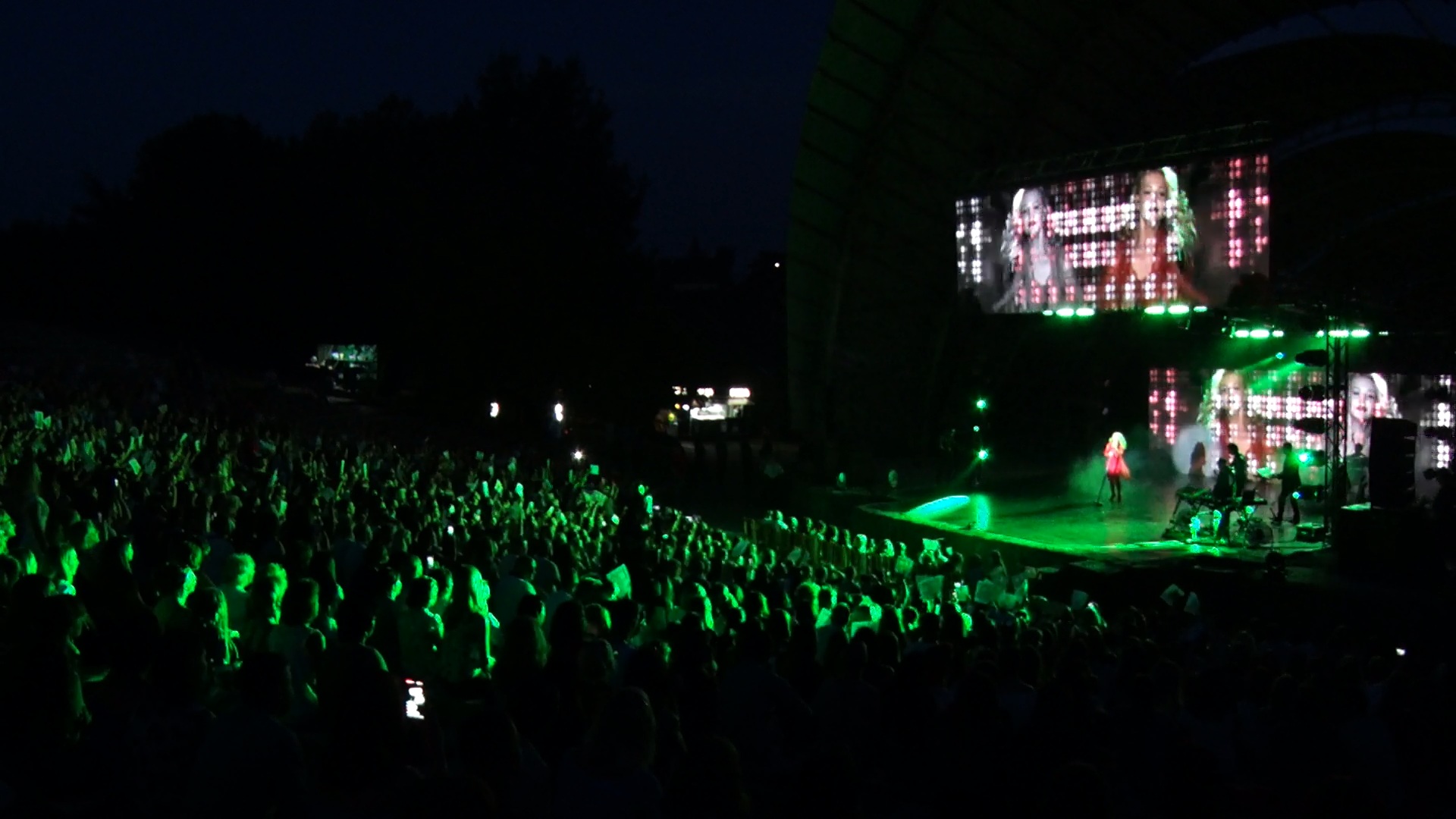 Наймасштабніший в історії української поп-музики тур Тіни Кароль вразив Ужгород (ВІДЕО)
