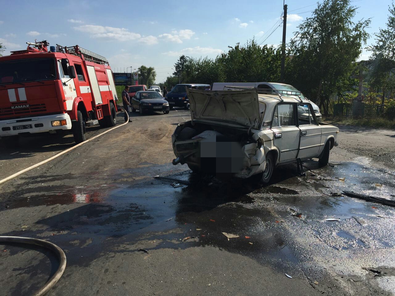 Потрійна ДТП у Виноградові: рятувальники повідомили деталі